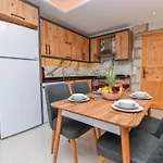 With Private Pool And Jacuzzi In Nature קס
