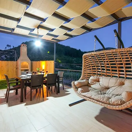 别墅 With Private Pool And Jacuzzi In Nature *