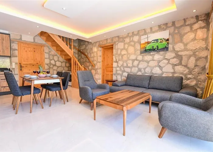 With Private Pool And Jacuzzi In Nature 别墅