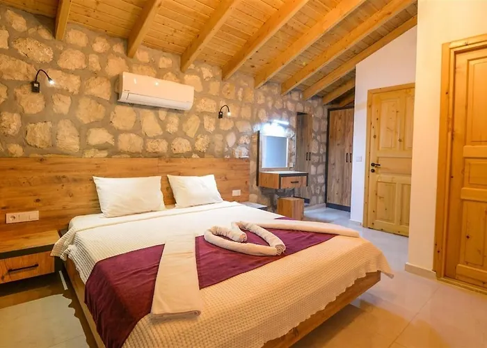 别墅 With Private Pool And Jacuzzi In Nature